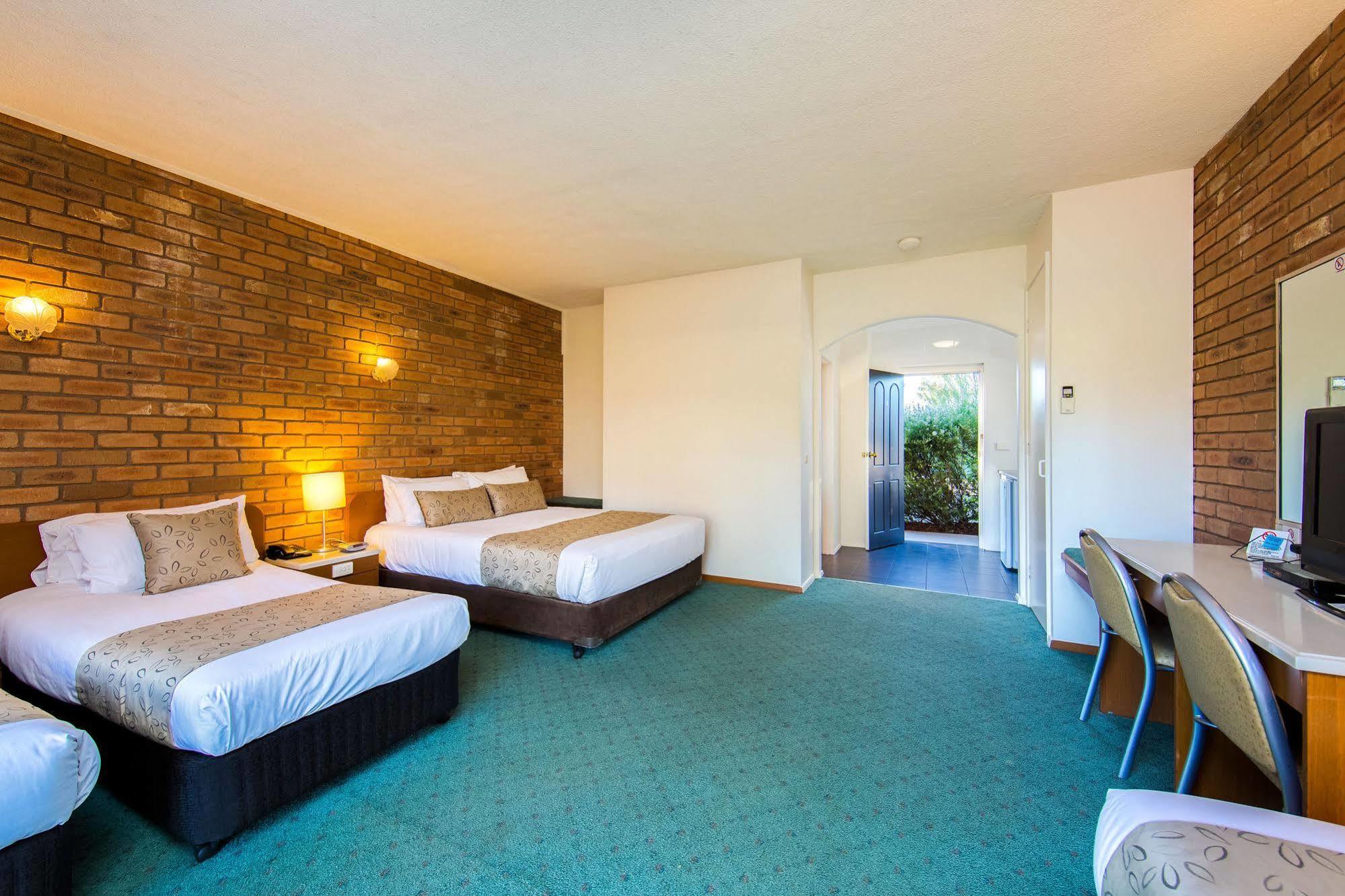 Thurgoona Country Club Resort Esterno foto