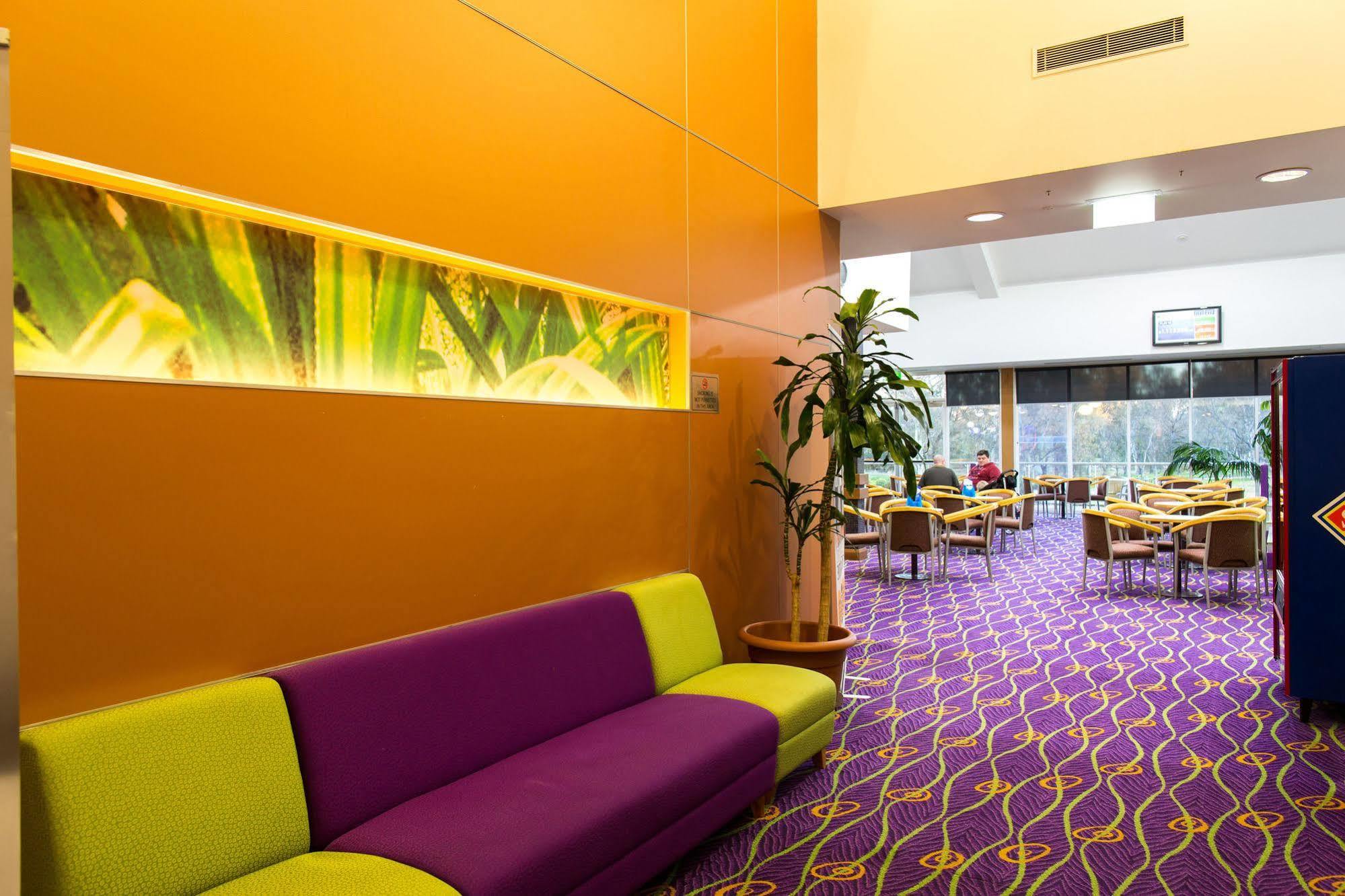 Thurgoona Country Club Resort Esterno foto